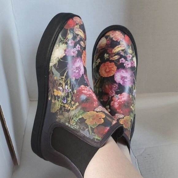Elliott Lucca Palmira Floral Chelsea Boots Booties Ankle Rain Womens WOMANS 7.5 - Picture 14 of 14